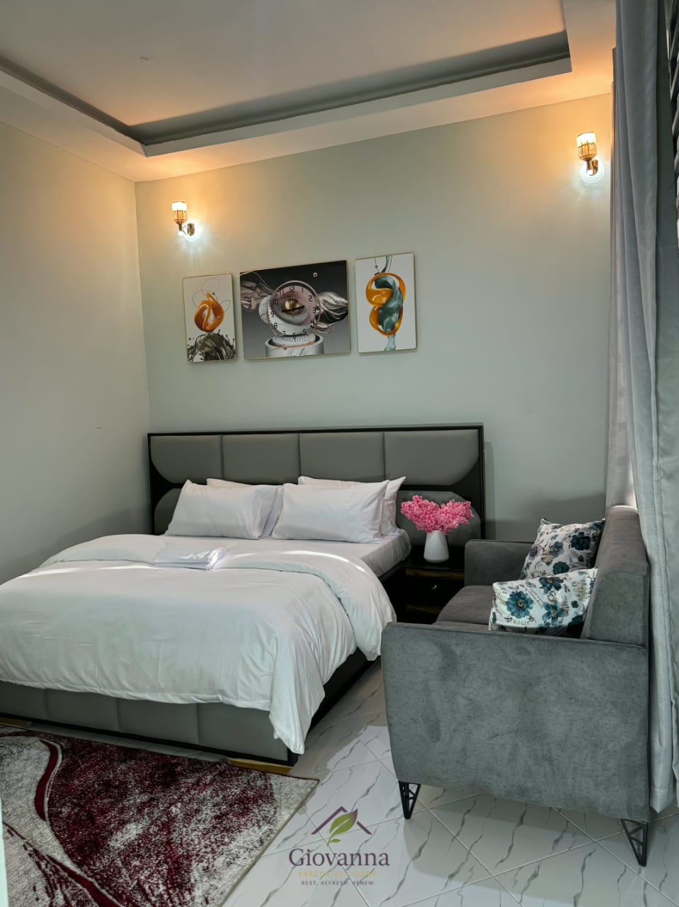 Deluxe Room accommodation at Giovanna Executive Lodge